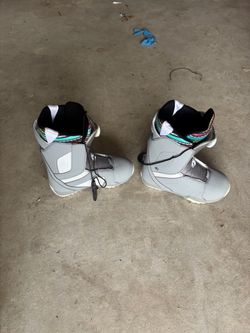 Flow Girls snowboard boots