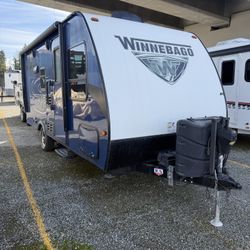 2016 Winnebago Micro Minnie 1700 BH