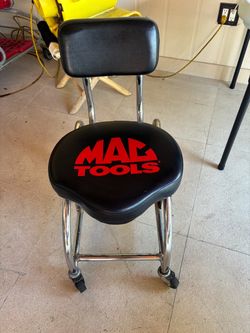 Mac tools marine lower unit chair