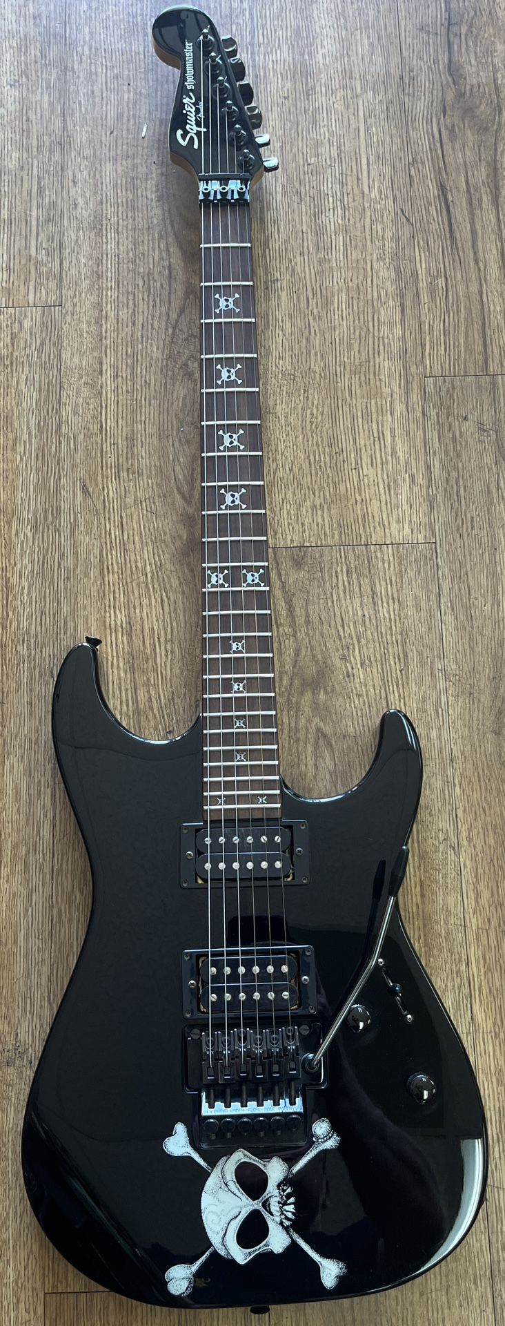 FENDER SQUIER SHOWMASTER STRAT W/FLOYD ROSE TREMOLO