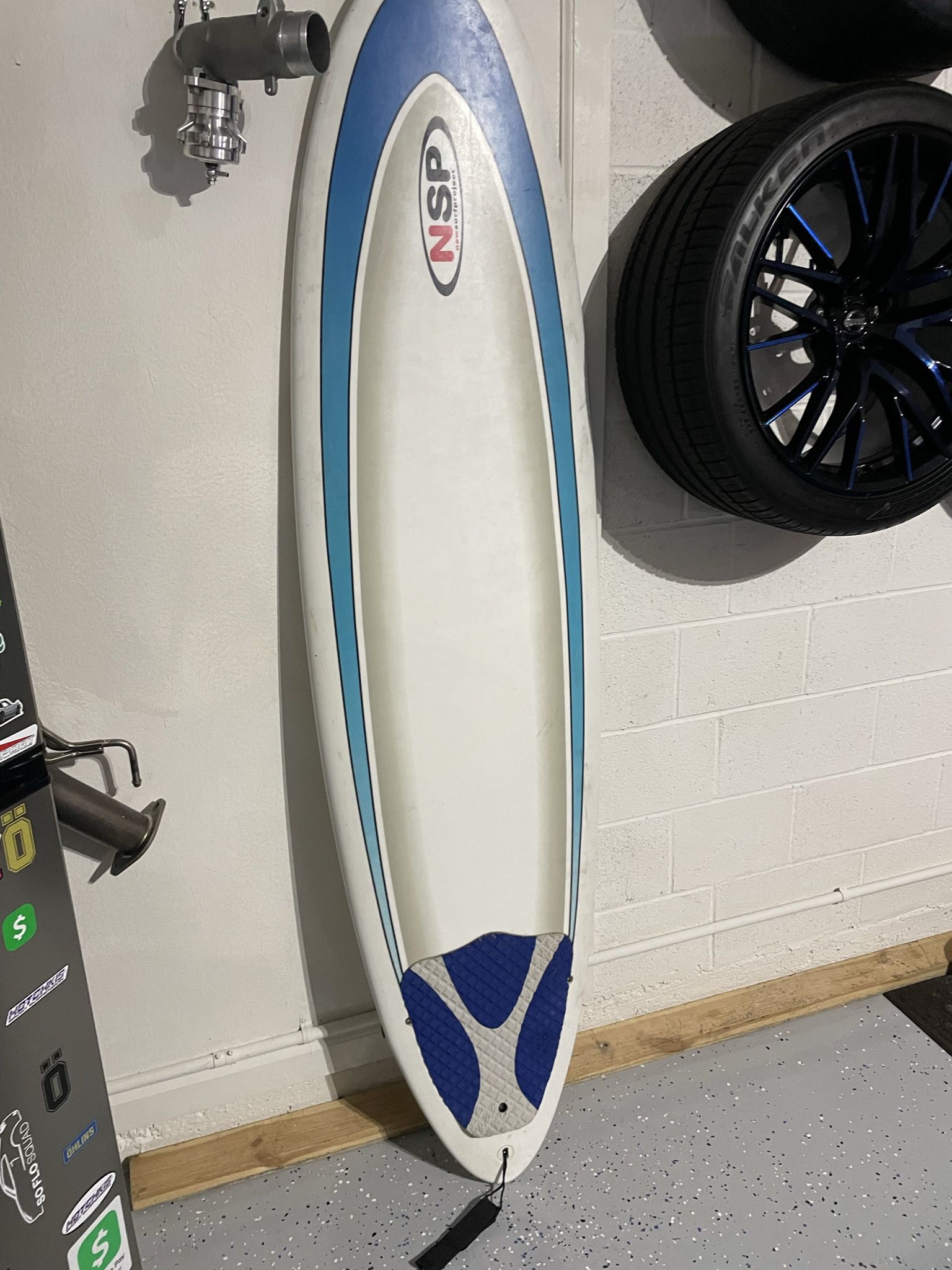 Surfboard 6’8