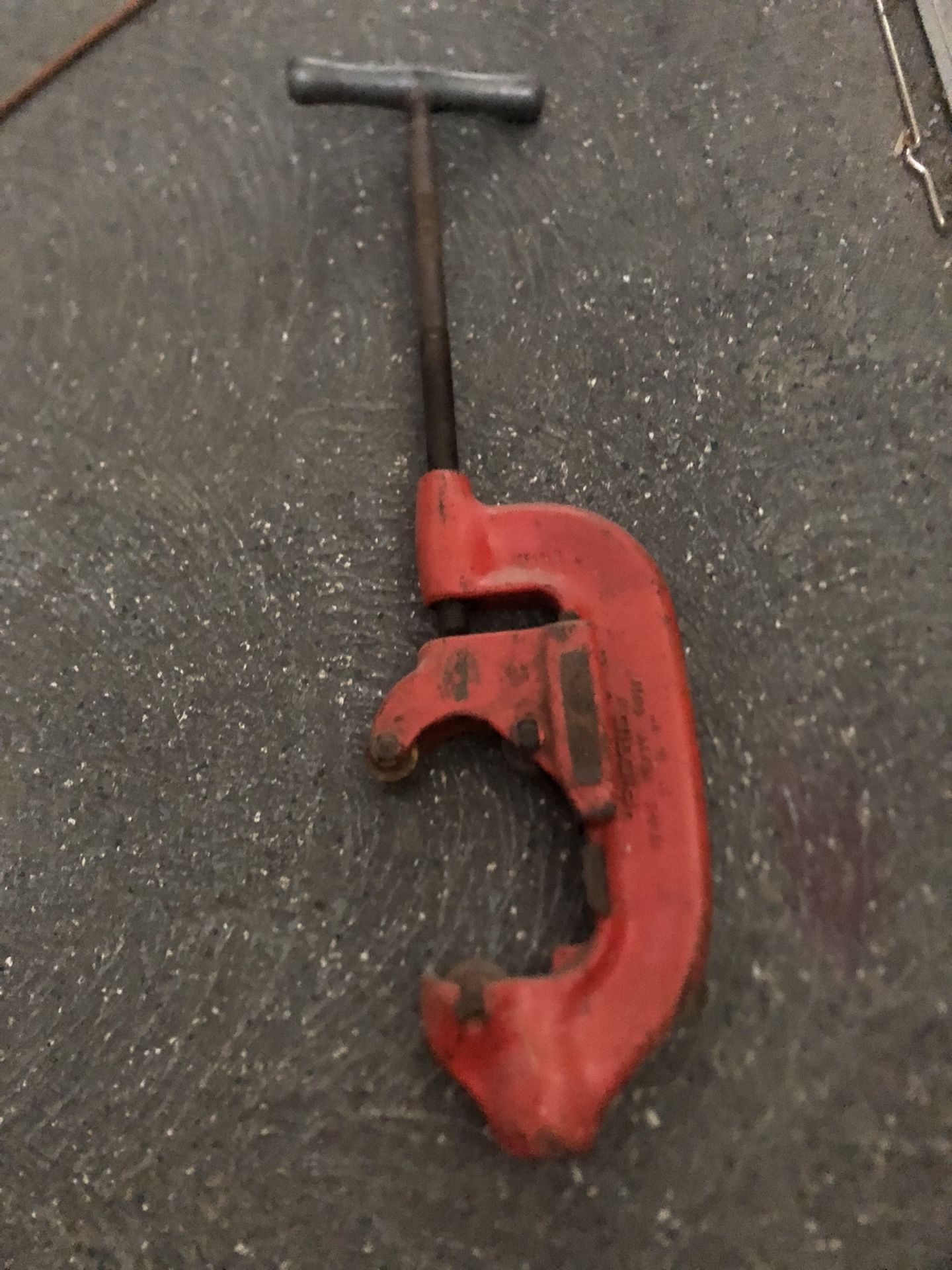 4” PIPE CUTTER