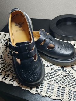 90's Mary Jane Doc Martens