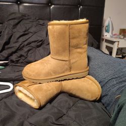 Ugg Boots Size 4 USA