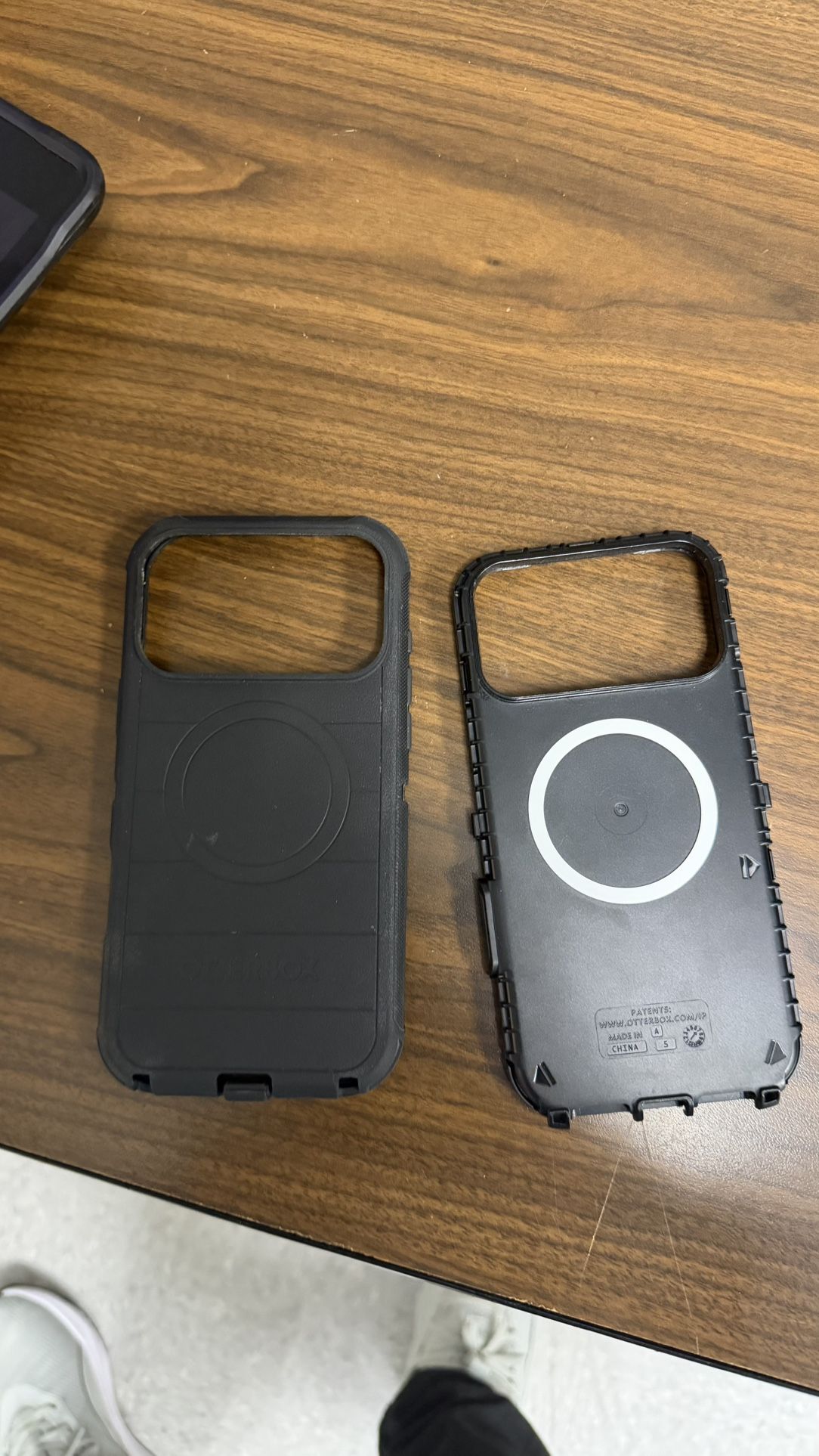 iPhone 17 Pro Max Otter Box