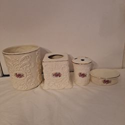 Formalities VTG Four(4) Piece Cream/Floral Bathroom Set
