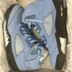 Jordan 5 Retro UNC