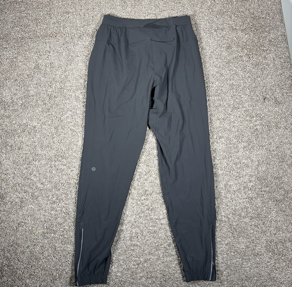 Lululemon Surge Joggers Size Small Grey