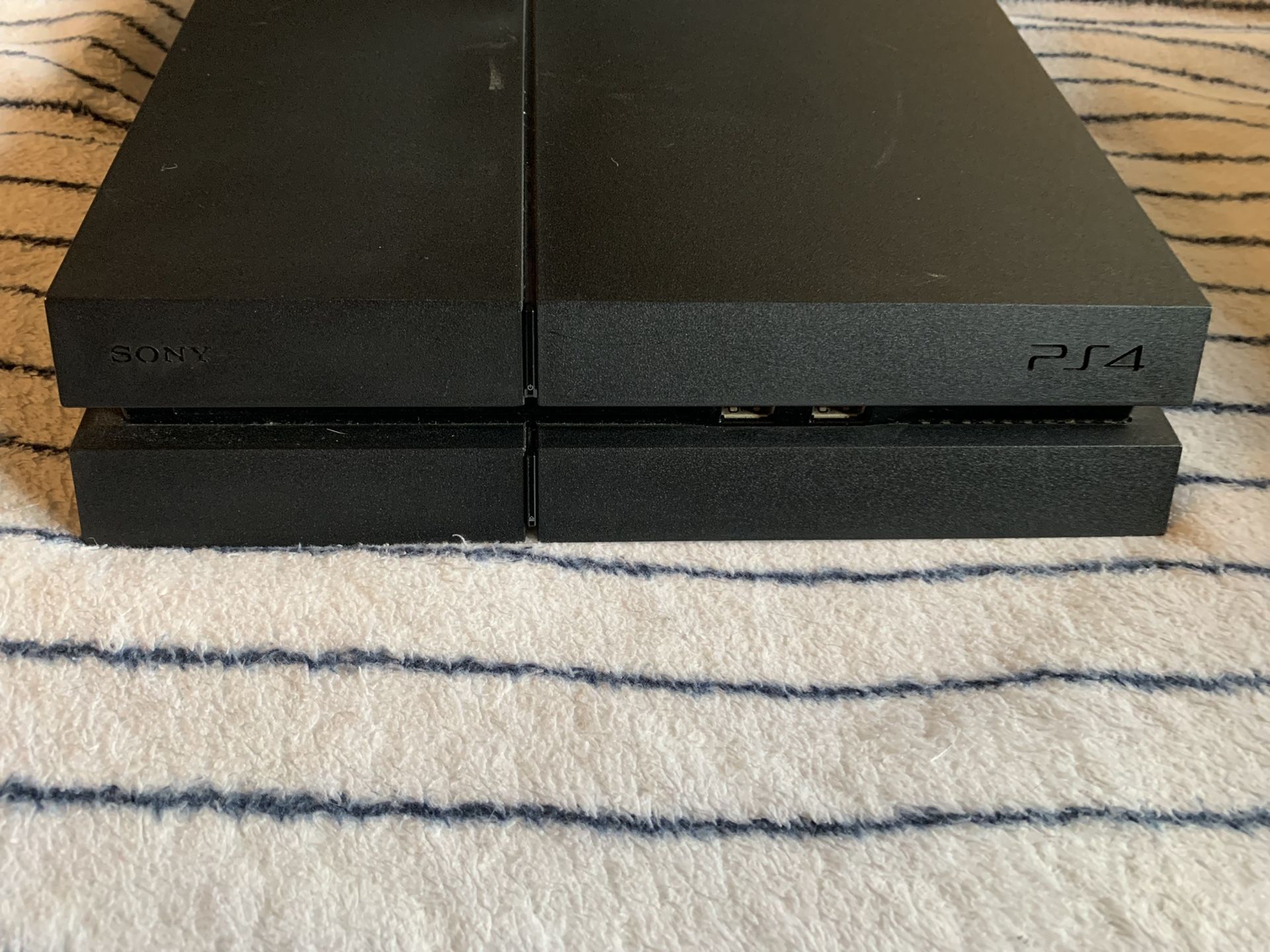 PS4