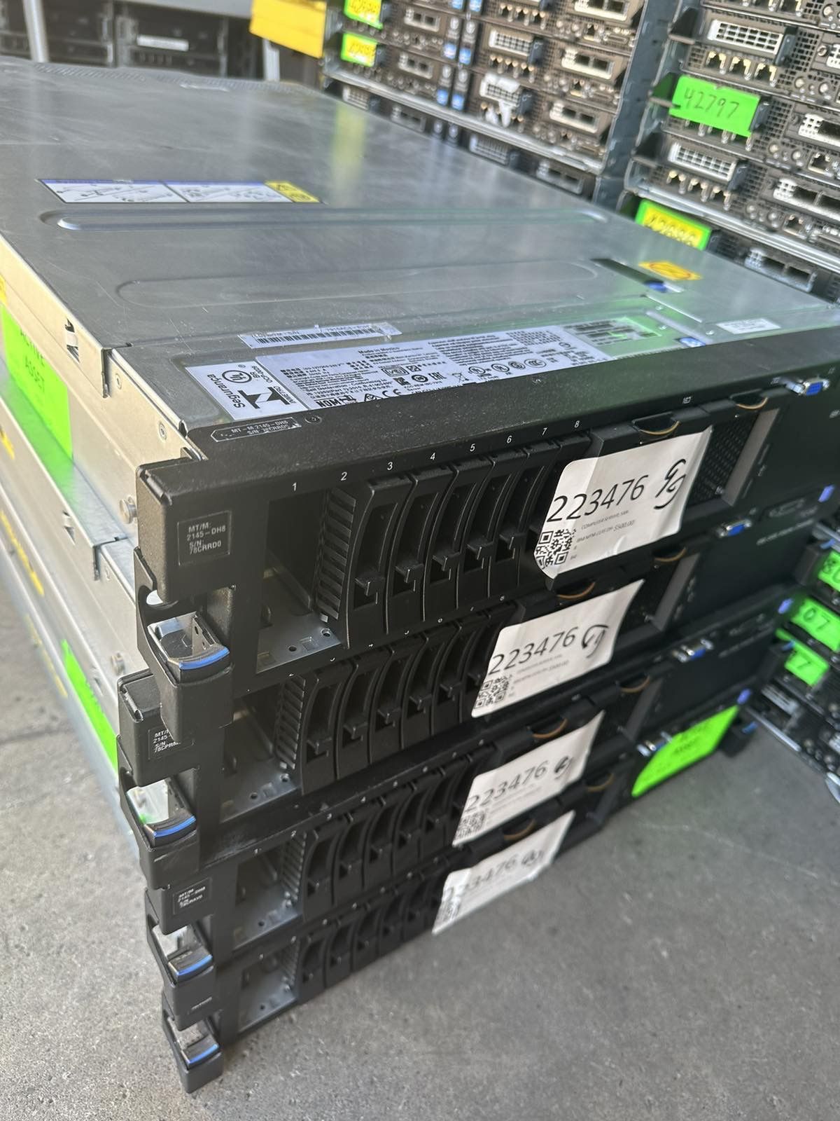 Server - SAN Volume Controller - Dell - HP - Security System