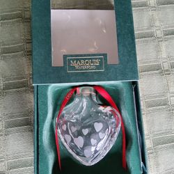 WATERFORD MARQUIS CRYSTAL PUFFED HEART 2002 /VINTAGE IN ORIGINAL BOX