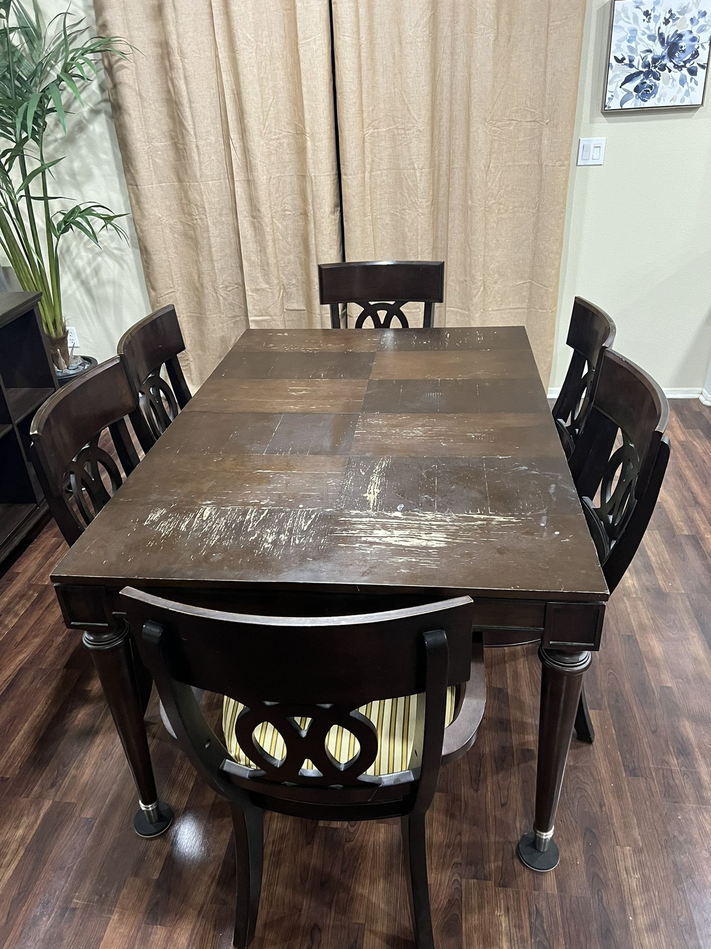Dining Table And 6 Chairs - $40