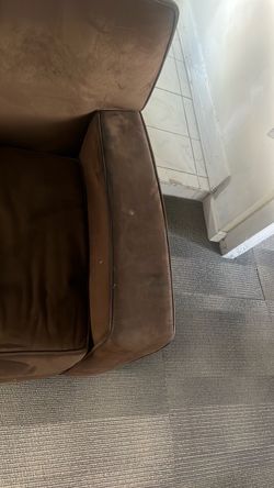 Single couch