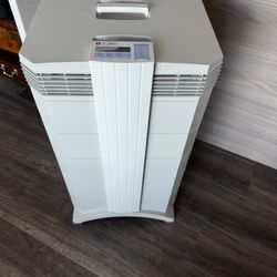 IQAir HealthPro Plus