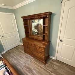 Bureau And Hutch - Home Remodeling 