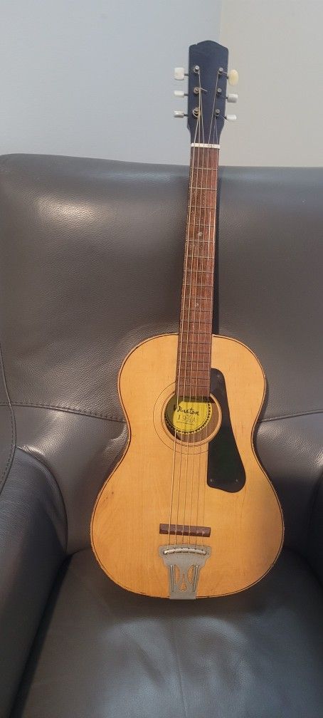 Vintage Guitar Japan 