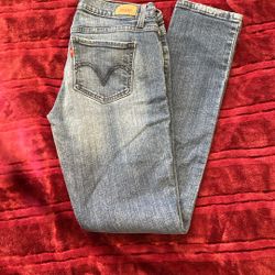 Women’s Levi’s Jean Size 9m 