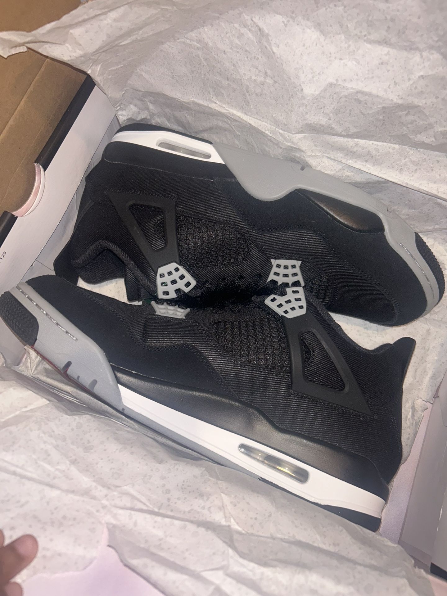 Jordan 4 Retro SE’s