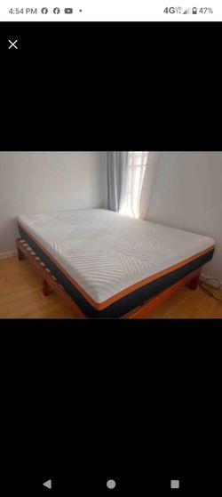 Zinus Queen Size Memory Foam Mattress and Wood Queen Bed Frame