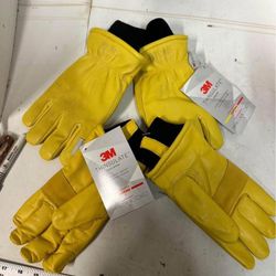 3М Leather Insulated Gloves, very good shape never used. A set of two pairs of gloves #F4