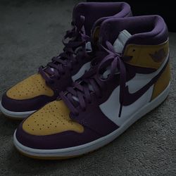 Jordan 1 Retro High Brotherhood Men’s Size 11.5
