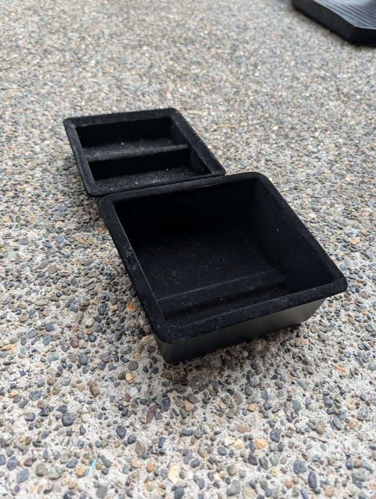 Tesla Model Y Trays