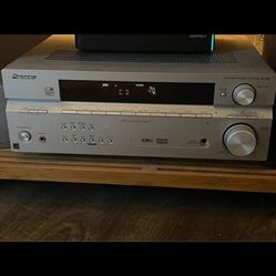 VINTAGE Digital receiver + 6-speaker surround sound system