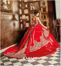 Quinceañera, Engagement, Ball, Prom or Wedding Dress! NEW!