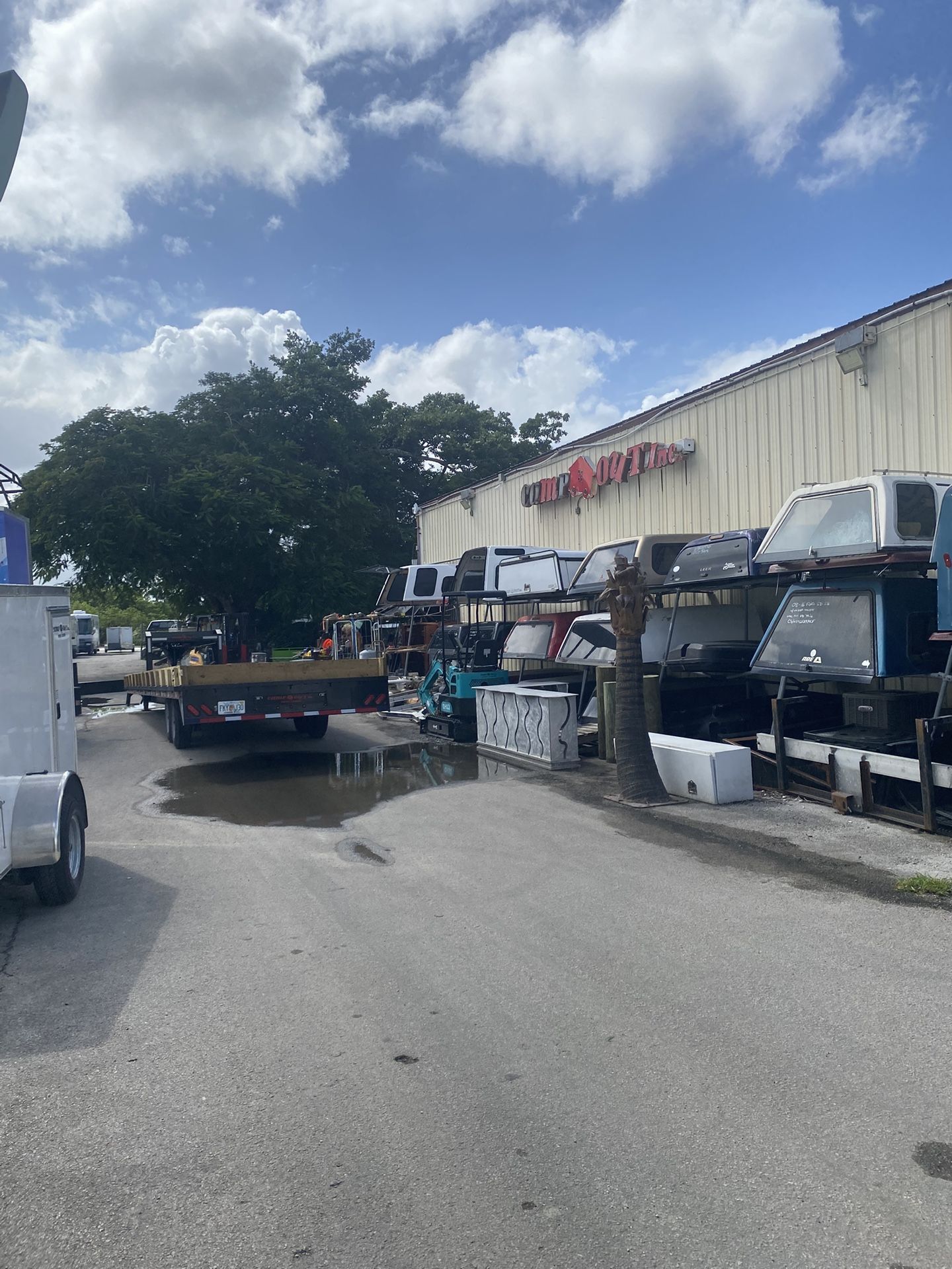 Truck Caps New And Used