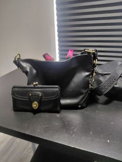 Black coach purse and wallet