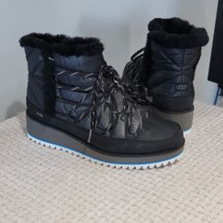 UGG Women's Black Boots Size 7.5 