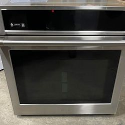 NEW Monogram 30" Electric Convection Single Wall Oven  (FINANCE AVAILABLE)