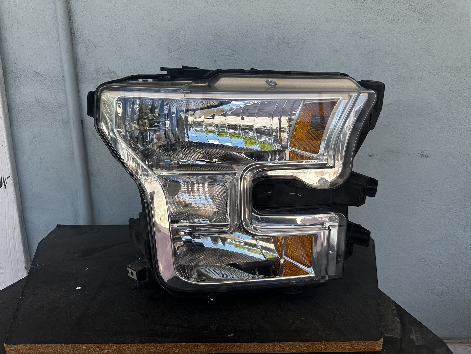 2015-2017 Ford F150 Headlights Driver And Passenger 