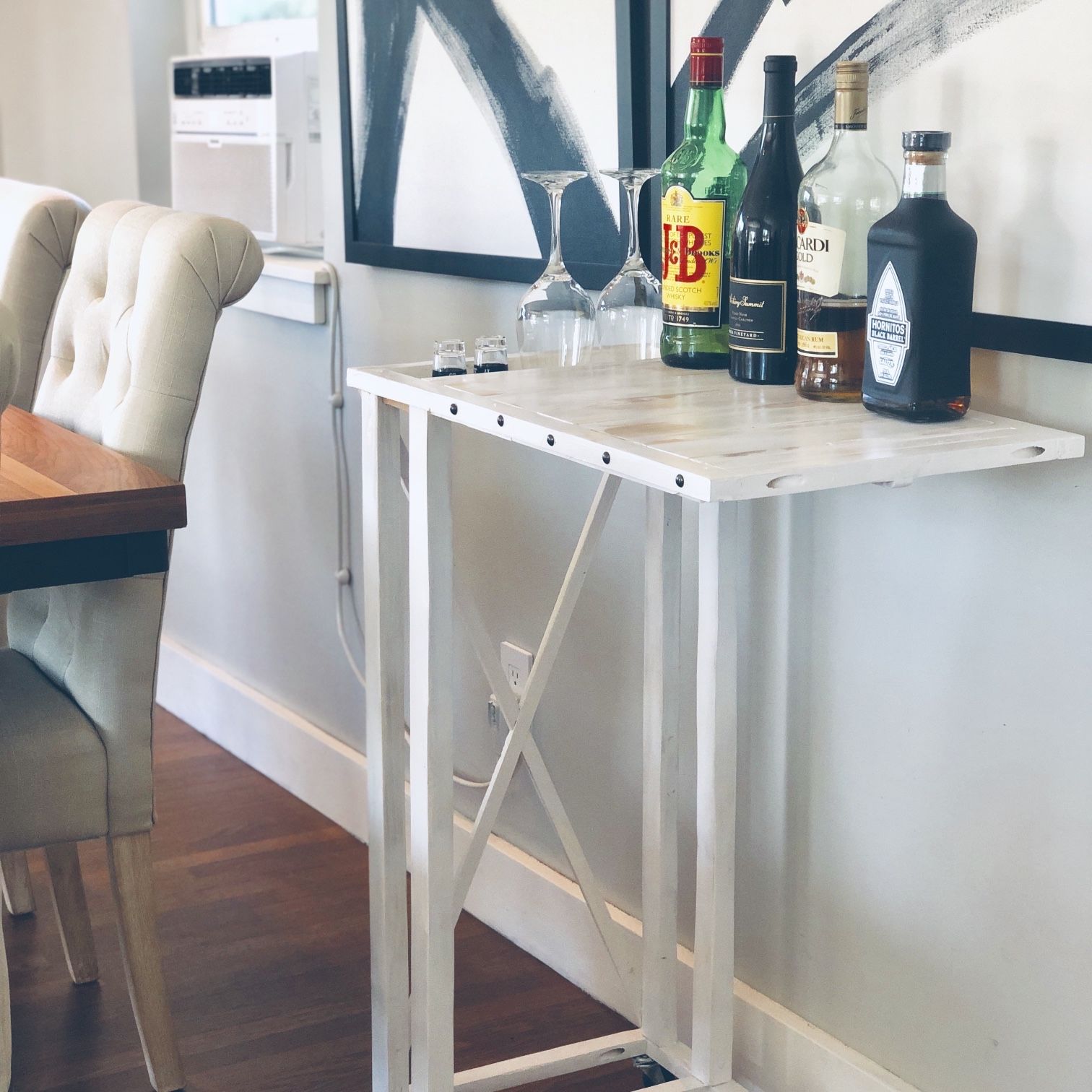 Farmhouse style C-Tables In White (2 Options)
