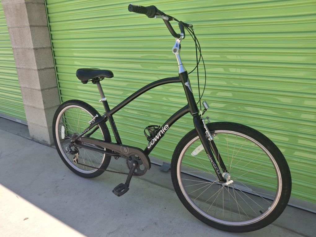 TOWNIE ELECTRA 7 SPEEDS TIRE 26 SIZE L