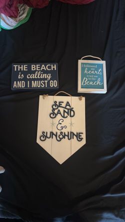 Beach sign decoration