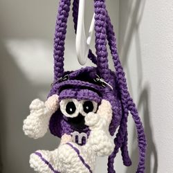 Crochet handbag