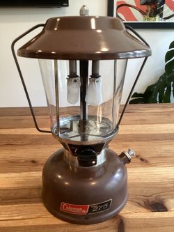 Coleman lantern