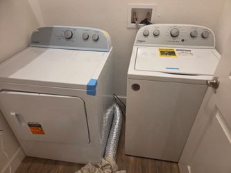 Whirlpool Washer and Dryer Set