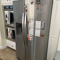 Whirlpool Refrigerator 