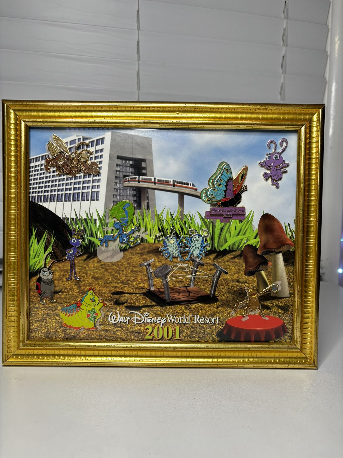 2001 DISNEY EDITION "Hunt for Pintopia" Bugs Life 9 PIN SET