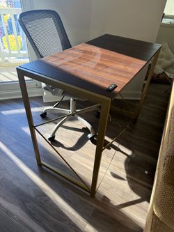 Office desk and office chair