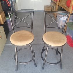 Swivel Bar Stools