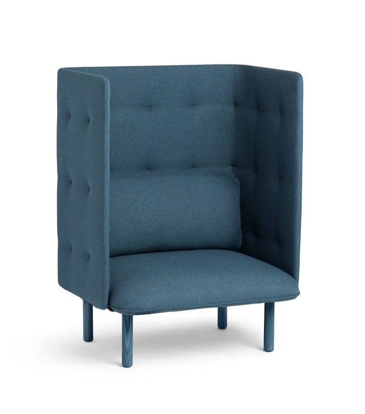 POPPIN QT Privacy Lounge Chair In Excellent Condition