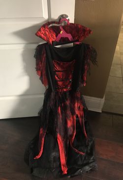 Lil girls size 10 Dracula costume
