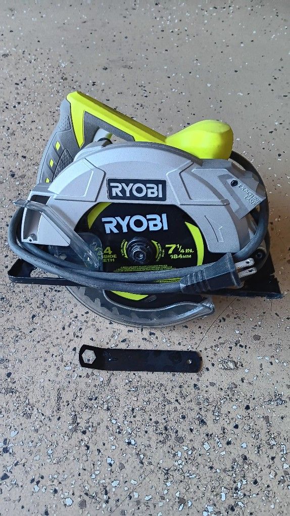 Ryobi Circular Saw
