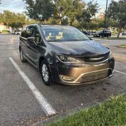 Chrisler Pacífica 2017 