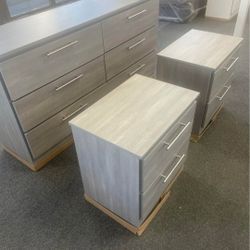 Dressers and 2 Nightstands ⭐️ Cómodas con 2 Mesitas de Noche 🚚(Immediate-Delivery)💨
