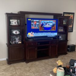 Entertainment Unit 4 Piece