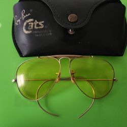 Vintage B&L Ray Ban USA Outdoorsman -Yellow Gold Frame Glasses